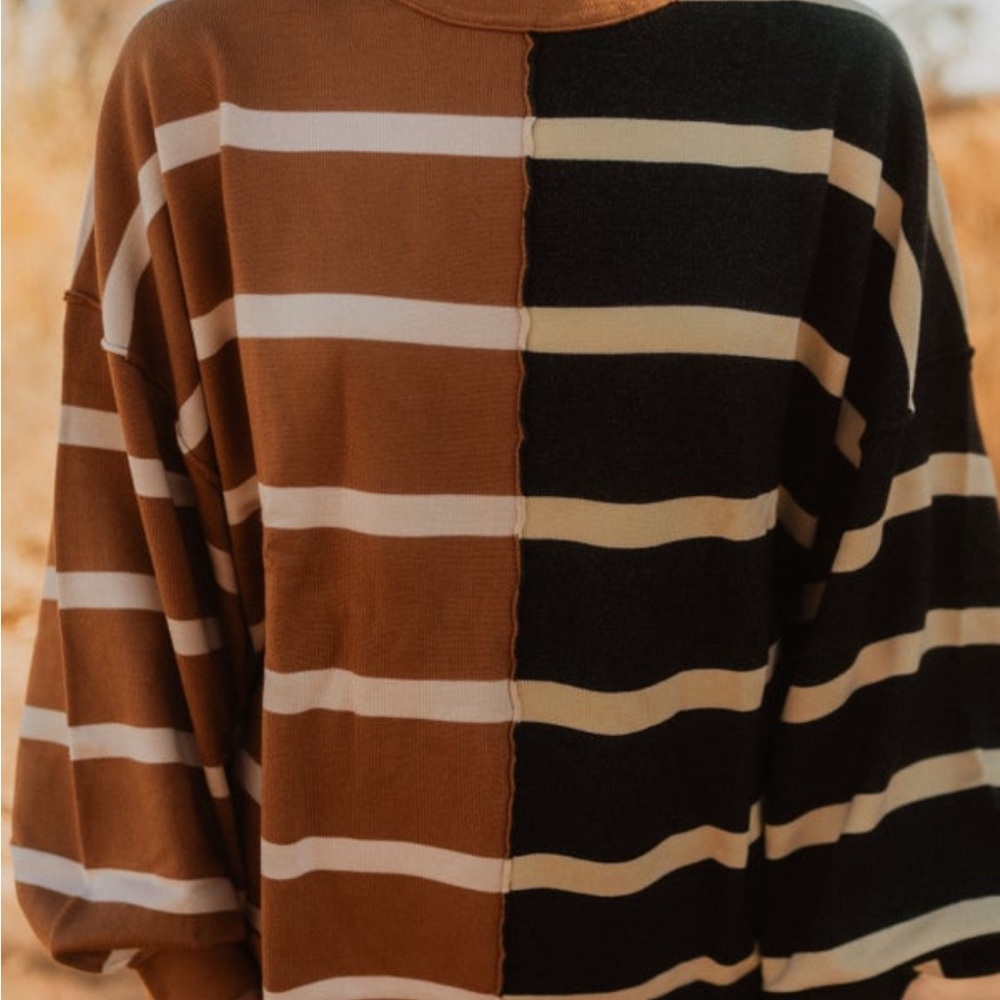 Women’s boutique sweater. Super cute!!